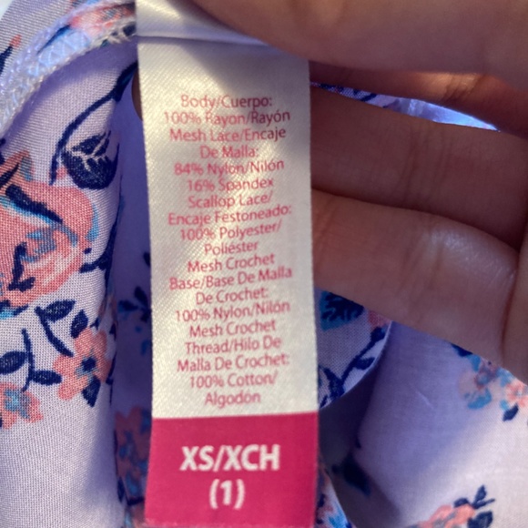 Sold. SUMMER CLEARANCE 🌞 - Picture 4 of 5